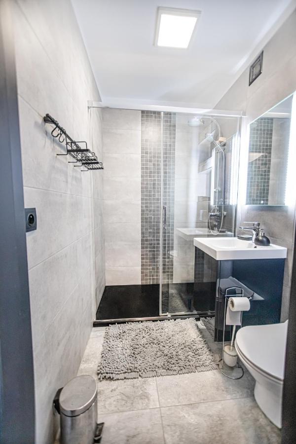 Charming Apt Next To Lazienki Park And City Center Varsovie Extérieur photo